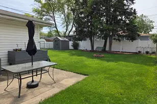 651 W Wrightwood Ave, Addison, IL 60101 - Photo 15