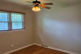 651 W Wrightwood Ave, Addison, IL 60101 - Photo 11