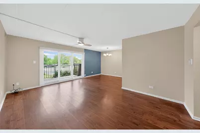 6443 Clarendon Hills Road #305A, Willowbrook, IL 60527 - Photo 5