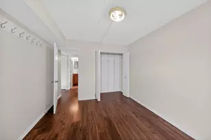6443 Clarendon Hills Rd, Willowbrook, IL 60527 - Photo 11