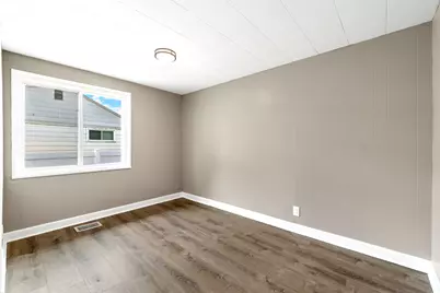 8869 S Kostner Avenue, Hometown, IL 60456 - Photo 17