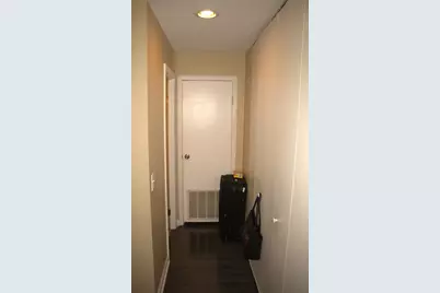 6000 Oakwood Drive #4D, Lisle, IL 60532 - Photo 9