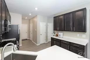 1115 Goldfinch Ave, Yorkville, IL 60560 - Photo 11