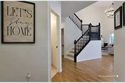 21827 W Riviera Court, Mundelein, IL 60060 - Photo 3