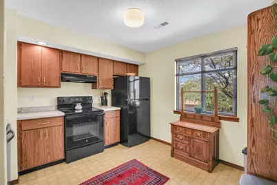 2108 Sunview Drive #2108, Champaign, IL 61821 - Photo 15