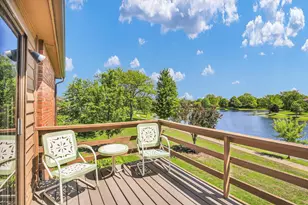 2108 Sunview Dr, Champaign, IL 61821 - Photo 13