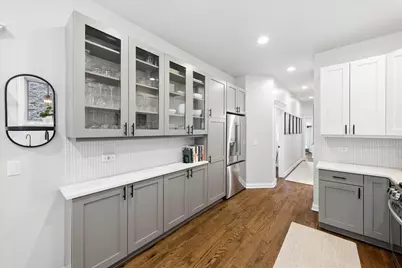 3728 N Kenmore Avenue #2, Chicago, IL 60613 - Photo 7