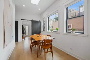 2147 W Thomas St, Chicago, IL 60622 - Photo 7
