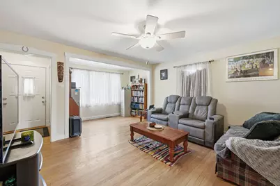 10443 W Medill Avenue, Melrose Park, IL 60164 - Photo 5