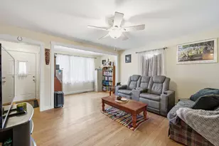 10443 W Medill Ave, Melrose Park, IL 60164 - Photo 5