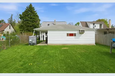 10443 W Medill Avenue, Melrose Park, IL 60164 - Photo 17