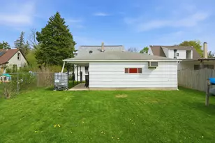 10443 W Medill Ave, Melrose Park, IL 60164 - Photo 17