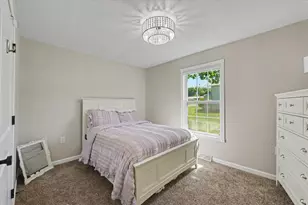 320 E Bogardus St, Paxton, IL 60957 - Photo 15