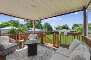 320 E Bogardus St, Paxton, IL 60957 - Photo 21