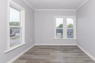 609 E Water St, Pontiac, IL 61764 - Photo 19