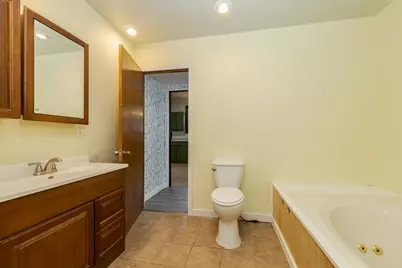 609 E Water Street, Pontiac, IL 61764 - Photo 17