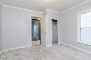 609 E Water St, Pontiac, IL 61764 - Photo 25
