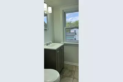526 Clover Lane, Round Lake Beach, IL 60073 - Photo 7
