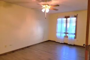 9264 Windsor Pkwy, Tinley Park, IL 60487 - Photo 15