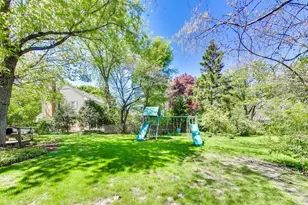 858 Woodbine Ln, Northbrook, IL 60062 - Photo 37