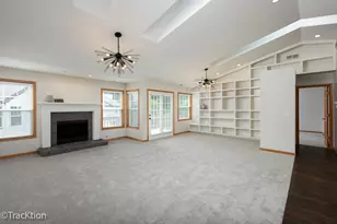 321 Kresswood Dr, West Chicago, IL 60185 - Photo 9