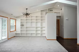321 Kresswood Dr, West Chicago, IL 60185 - Photo 11