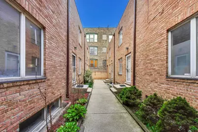 858 W Ainslie Street #858A, Chicago, IL 60640 - Photo 5