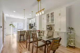 1219 W Grenshaw St, Chicago, IL 60607 - Photo 7