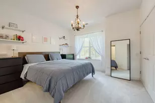 1219 W Grenshaw St, Chicago, IL 60607 - Photo 13