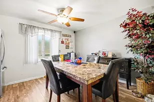 604 Cowles Ave, Joliet, IL 60435 - Photo 9
