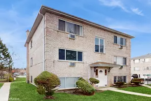10362 Michael Todd Terrace, Glenview, IL 60025 - Photo 3