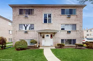 10362 Michael Todd Terrace, Glenview, IL 60025 - Photo 1
