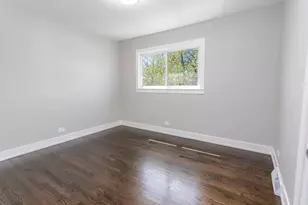 8800 Dee Rd, Des Plaines, IL 60016 - Photo 11