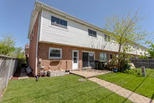 8800 Dee Rd, Des Plaines, IL 60016 - Photo 23