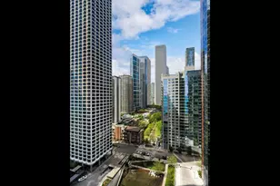 211 N Harbor Dr, Chicago, IL 60601 - Photo 25