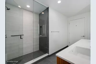 211 N Harbor Drive #1801, Chicago, IL 60601 - Photo 17
