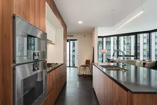 211 N Harbor Dr, Chicago, IL 60601 - Photo 11