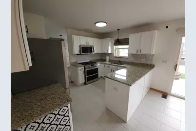 318 Zinnia Drive, Romeoville, IL 60446 - Photo 17