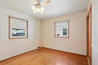 3106 Fairview Avenue, South Chicago Heights, IL 60411 - Photo 7