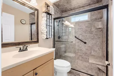 6806 Prairieview Avenue, Woodridge, IL 60517 - Photo 23