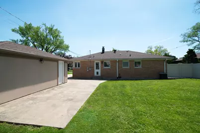 367 W Fremont Avenue, Elmhurst, IL 60126 - Photo 27