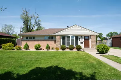 367 W Fremont Avenue, Elmhurst, IL 60126 - Photo 1