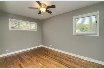 367 W Fremont Avenue, Elmhurst, IL 60126 - Photo 25