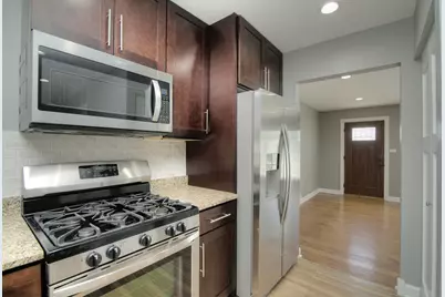 367 W Fremont Avenue, Elmhurst, IL 60126 - Photo 11