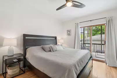 3045 N Damen Avenue #1, Chicago, IL 60618 - Photo 7
