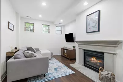 3045 N Damen Avenue #1, Chicago, IL 60618 - Photo 11