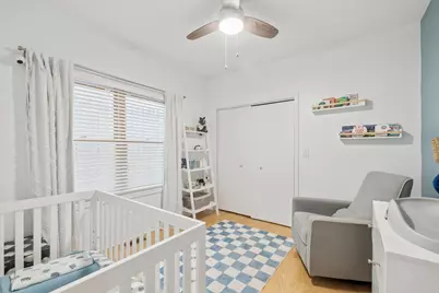 3045 N Damen Avenue #1, Chicago, IL 60618 - Photo 9