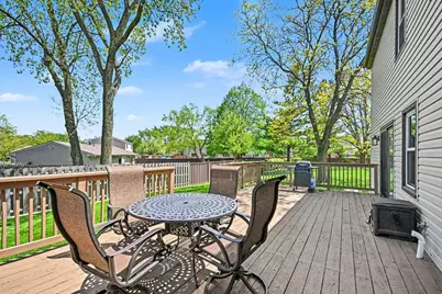 75 Wildwood Drive, Roselle, IL 60172 - Photo 21