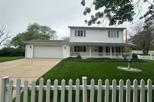1105 Summit Dr, Lockport, IL 60441 - Photo 1