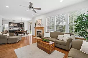 2304 Sarazen Dr, Vernon Hills, IL 60061 - Photo 9